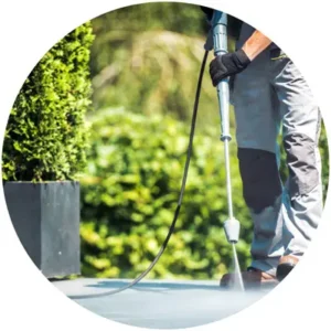 تنظيف المزارع والحدائق